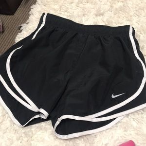 NIKE DRI FIT SHORTS SMALL